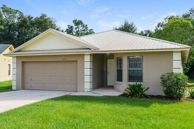 Photo - 1657 Sunburst Way