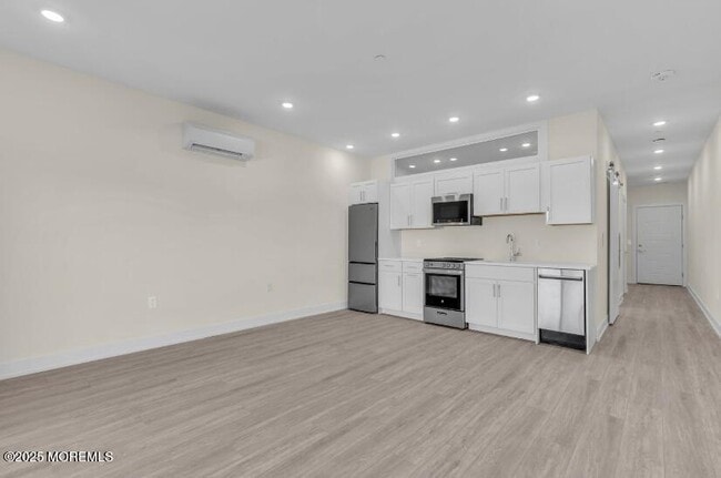 Photo - 19 Carr Ave Unit 215