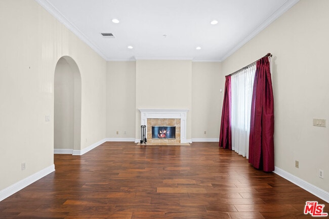 Photo - 108 S El Molino Ave