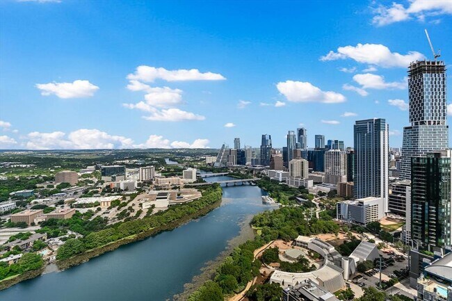 Photo - 44 East Ave Unidad 3901 Rental