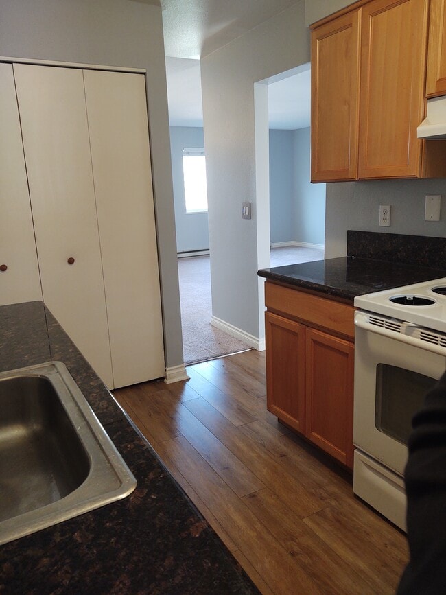 Kitchen_W/D - 13473 SW 17th St Unit 13473
