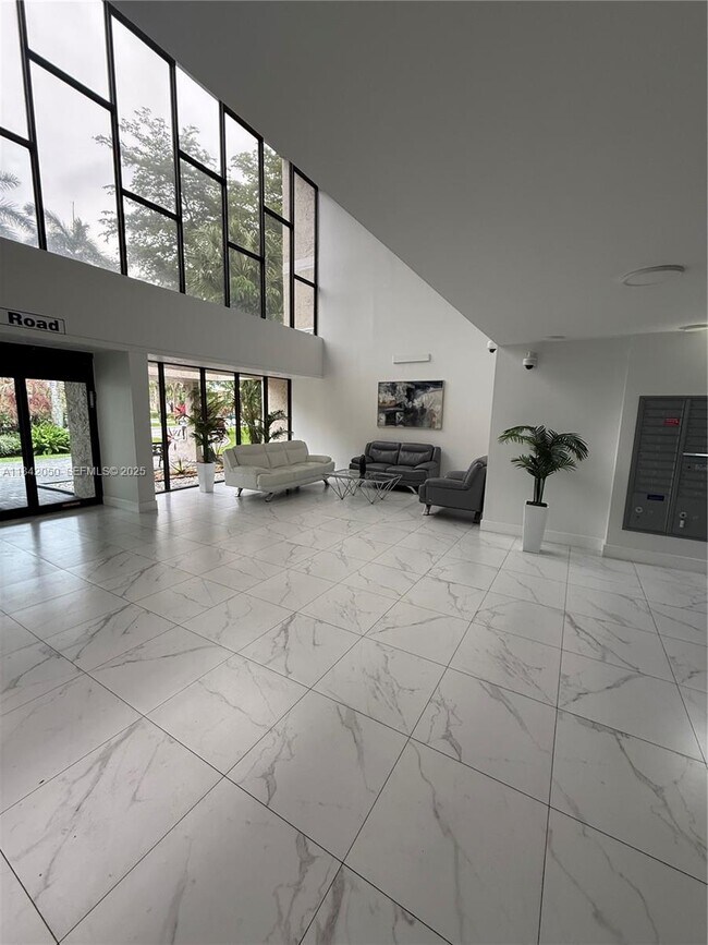 Building Photo - 16500 Golf Club Rd Unit 204