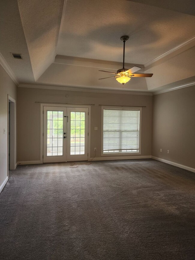 Photo - Spacious 3BD/2BA Home in Hahira with Scree...