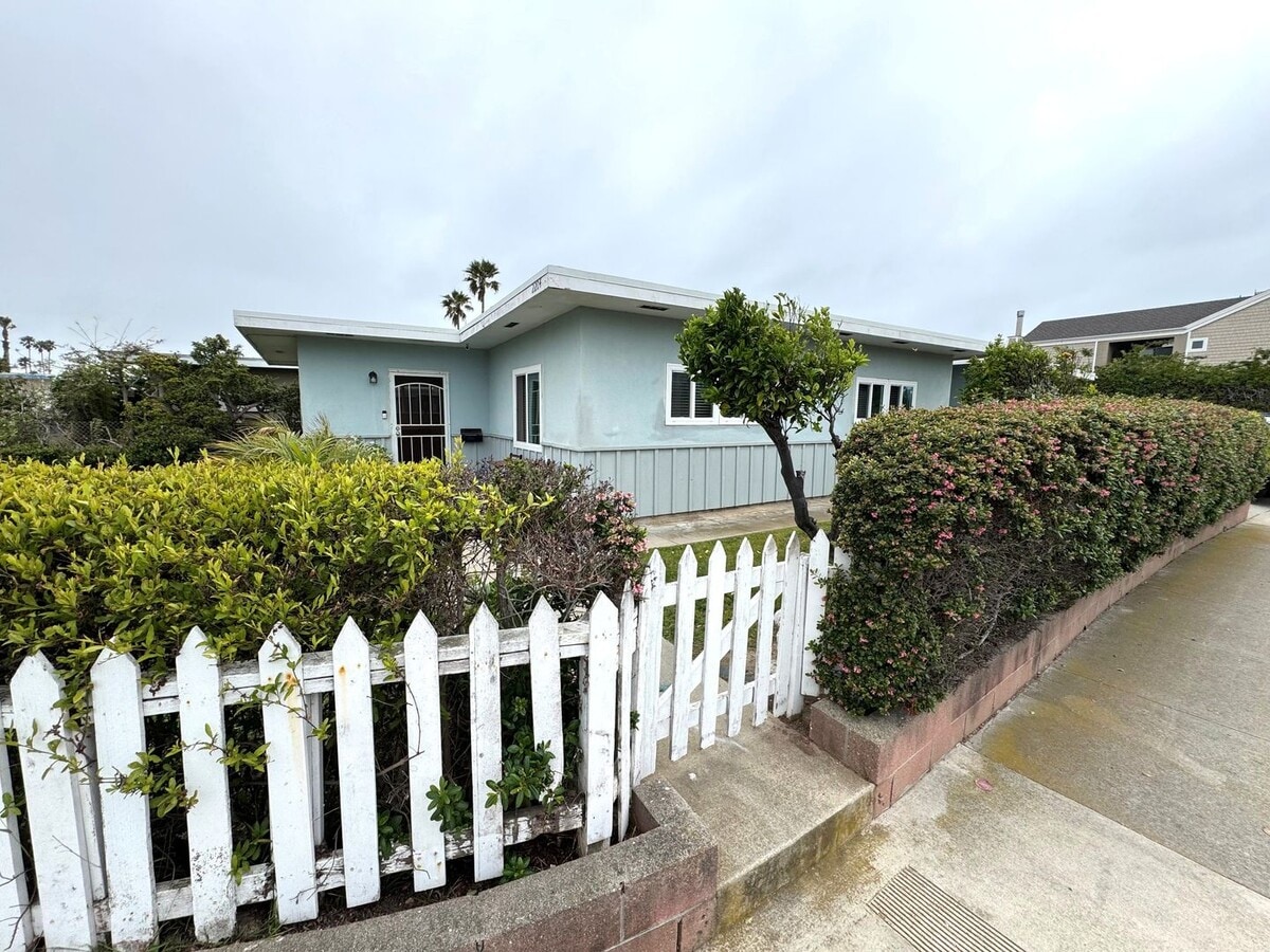 Pierpont Beach Home - Pierpont Beach Home
