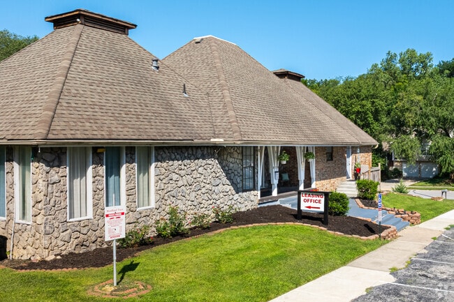 Leasing Office