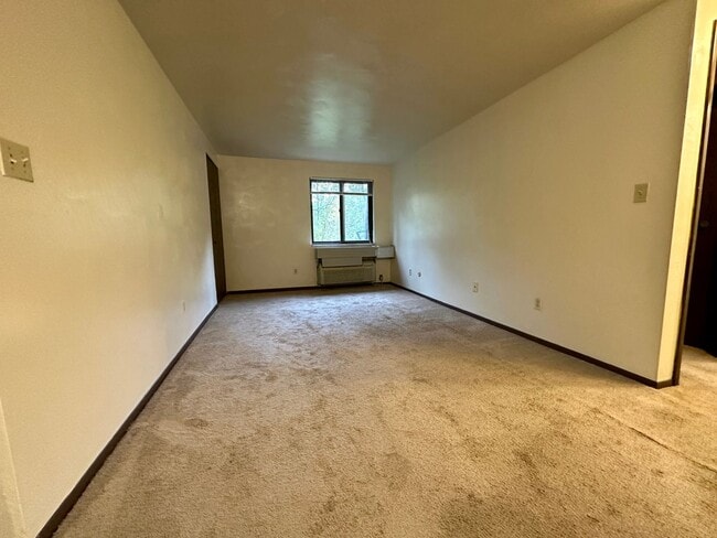 Photo - Beautiful One Bedroom Apartment with A/C, Parking & On-Site Laundry! Call Today! Unit 105