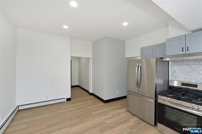 Photo - 73 Lafayette Ave