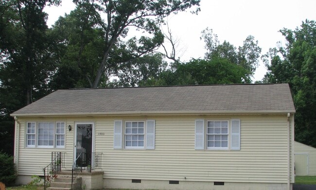 Building Photo - HOUSE AVAILABLE NOW IN N. PRINCE GEORGE - ***MUST VIEW BEFORE YOU CAN APPLY***