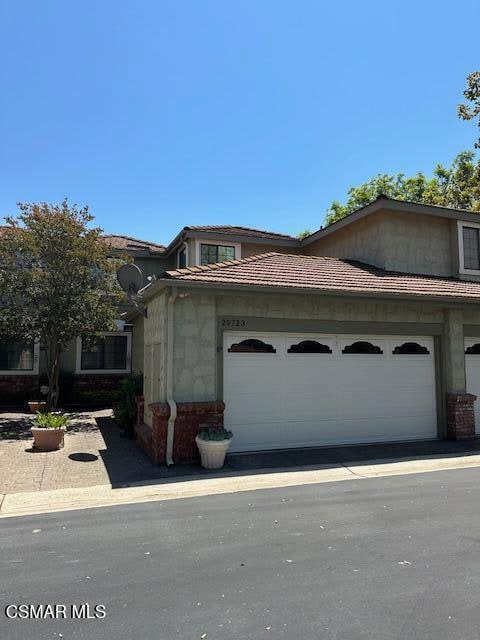 Building Photo - 29723 Strawberry Hill Dr Rental