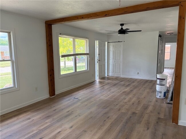 Photo - 309 Funston Ave