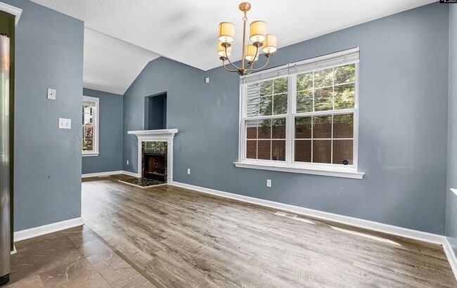 Photo - 4223 Woodridge Dr