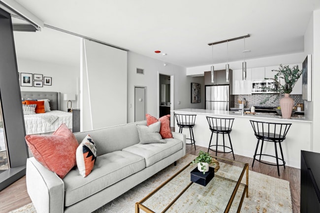 Photo - 1335 S Michigan Ave