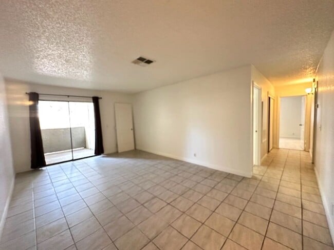 Photo - Beautiful South Shores Gated Community. 1st Floor unit. 2 beds. 2 baths. Unit 1161