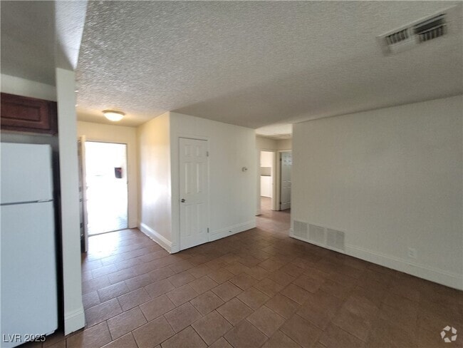 Building Photo - 3908 Montebello Ave Rental