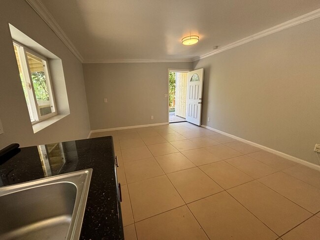 Photo - 98-163 Kaulike Dr. Unidad Studio