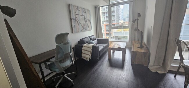 Photo - 199 Richmond St W Unité SI ID1471491P
