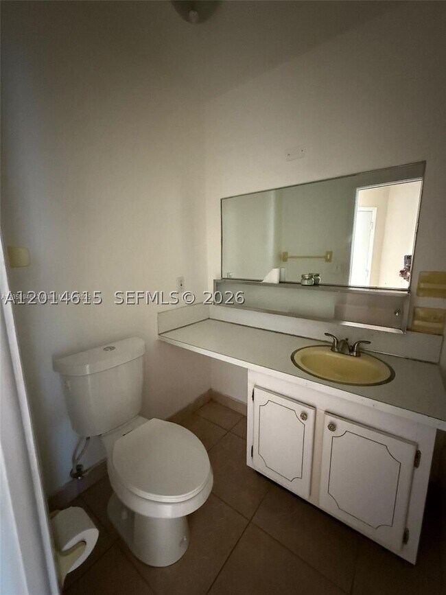 Photo - 18707 NE 2nd Ave Unit 918
