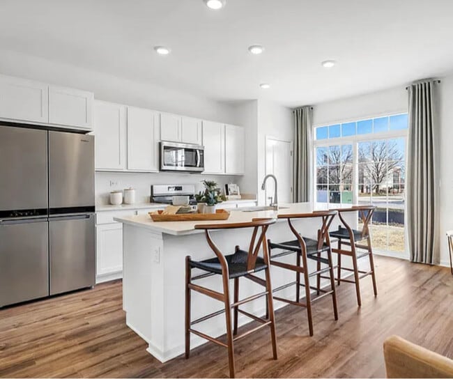 Photo - 1757 Baler Ave