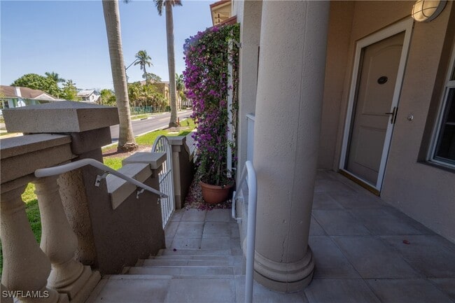 Photo - 2110 W First St Unidad 102