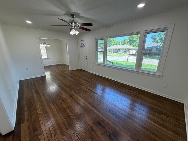 Photo - Bright, Updated 3 Bedroom Home with Modern Finishes