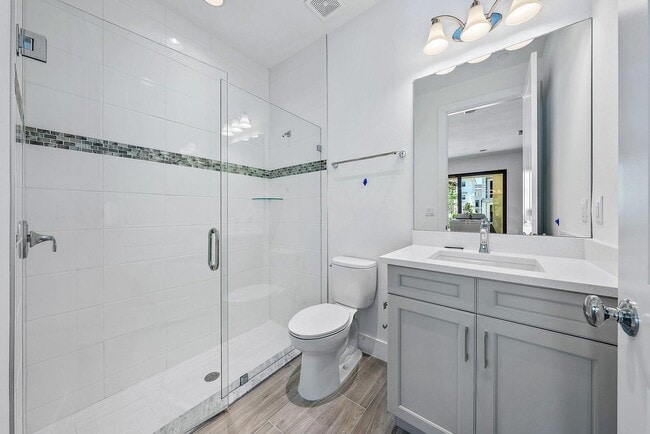 Photo - 5264 Beckman Ter