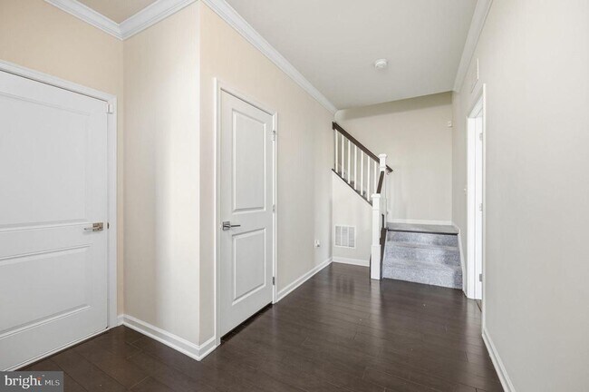 Photo - 23445 Millville Woods Square