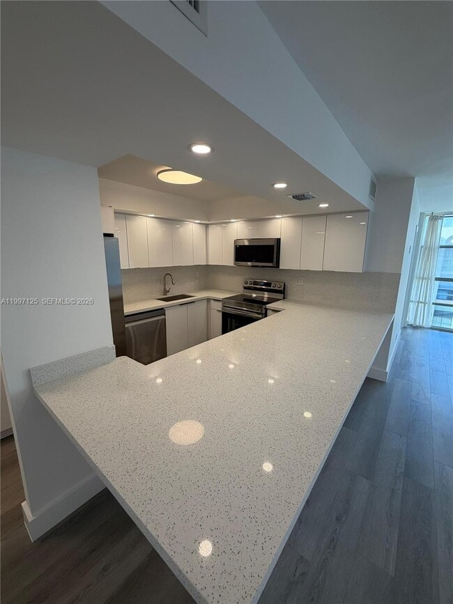 Building Photo - 851 Three Islands Boulevard Unit 512