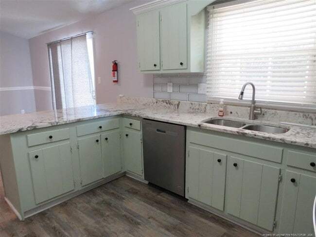 Photo - 760 Ashbrook Rd