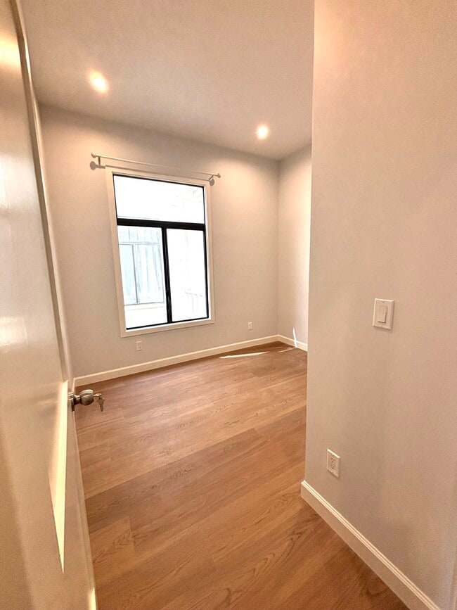 Photo - 131 Wetmore St Unit 131 Wetmore Street