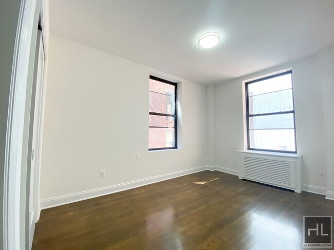 Photo - WEST 58 STREET Unit 4C