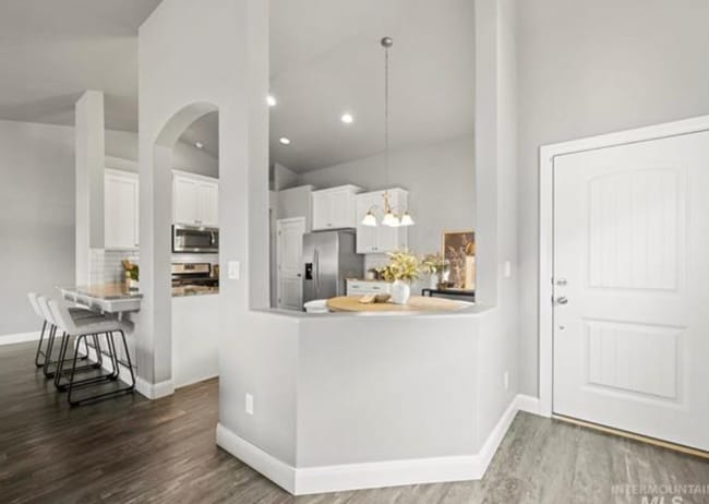 Photo - Beautiful North Meridian Home with Upgrade...