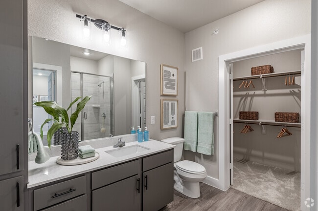 2BR, 2BA - 1,116 SF