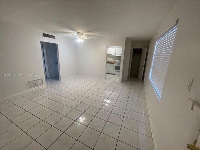 Building Photo - 3881 W Flagler St Unit 223
