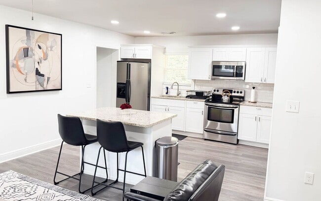 Photo - 3216 Credenza Rd