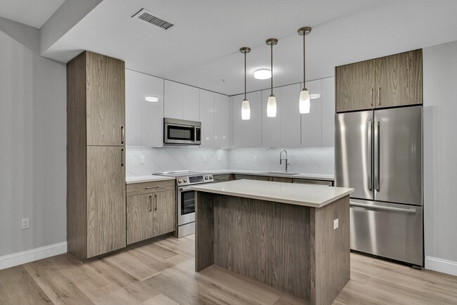 Building Photo - 771-781 Harrison Ave Unit G8 Rental