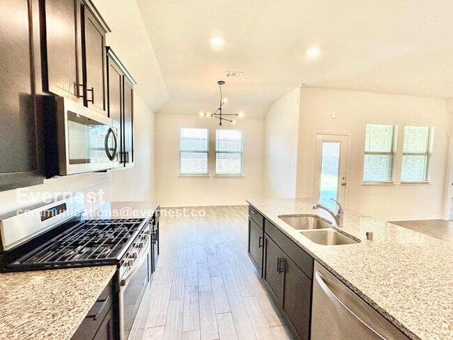 Photo - 2462 San Marcos Dr