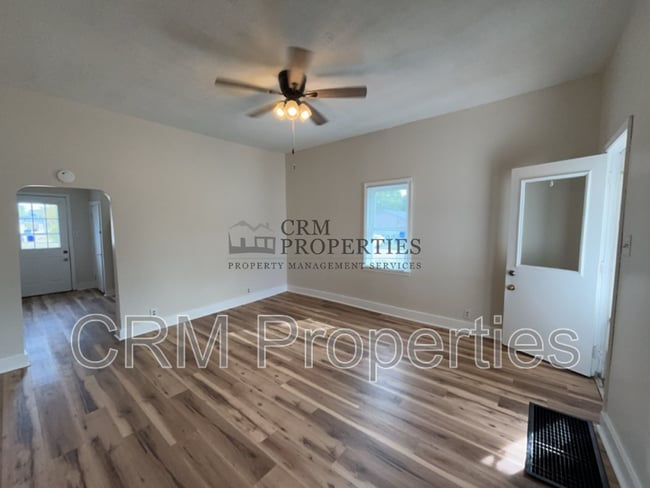 Photo - 1530 S Union St