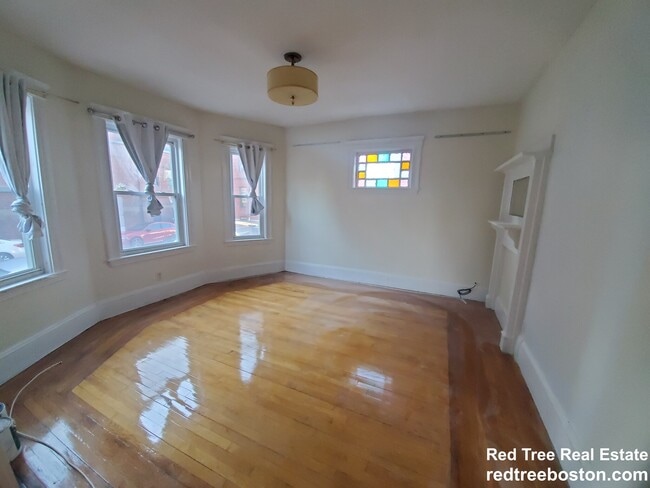 Photo - 229 Harvard St