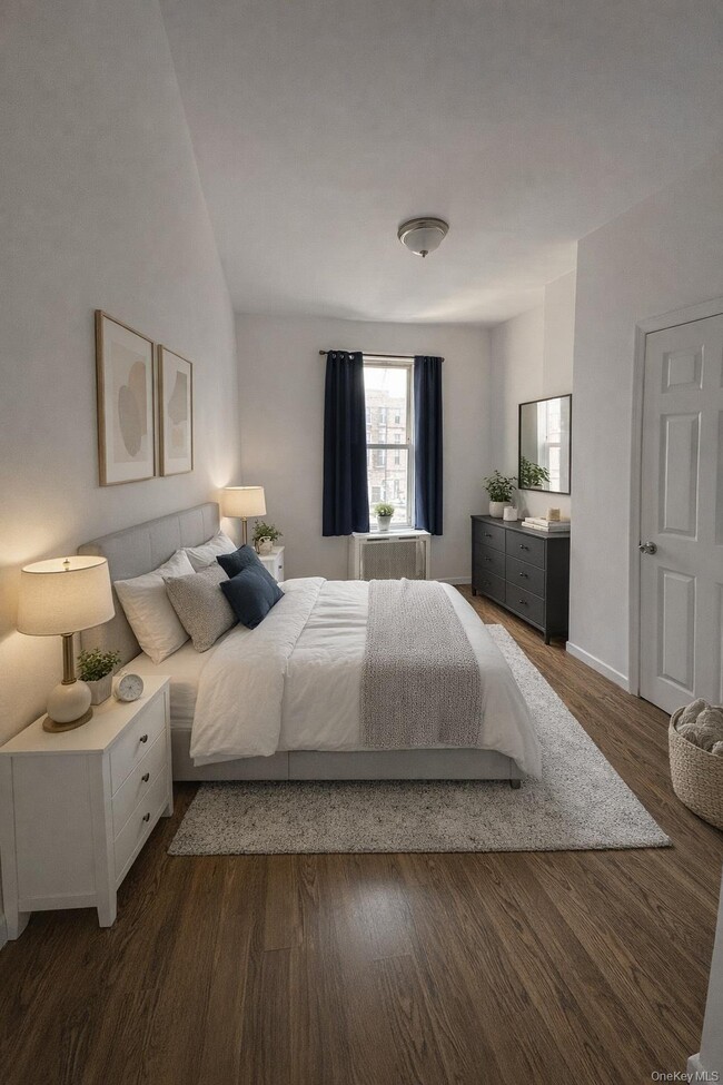 Photo - 37-17 Greenpoint Ave