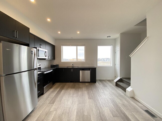 Photo - 6505 Country Hills Blvd NE