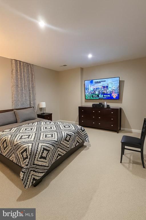 Photo - 25287 Justice Dr