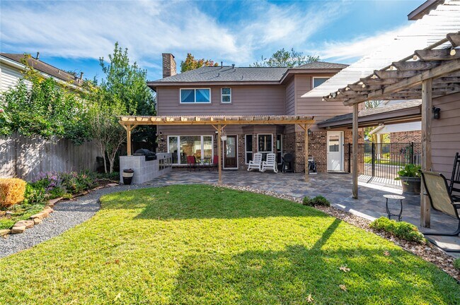 Photo - 603 Chedworth Dr