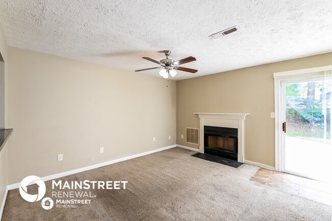 Photo - 1687 Hunting Creek Dr SE