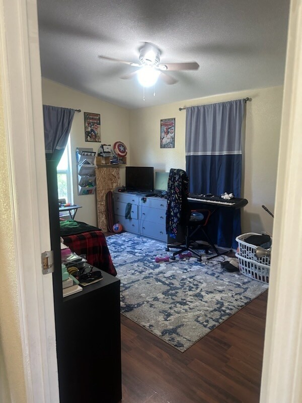 Photo - 22000 Highway 76