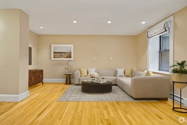 Building Photo - 31 Hanson St Unit 1 Rental