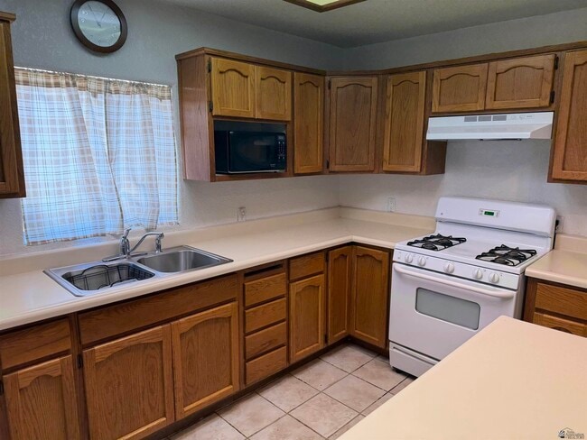 Photo - 804 S Dora Ave