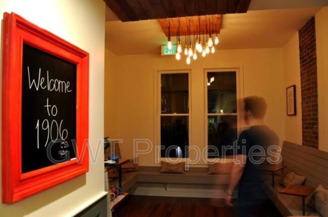 Photo - 1906 Mission St