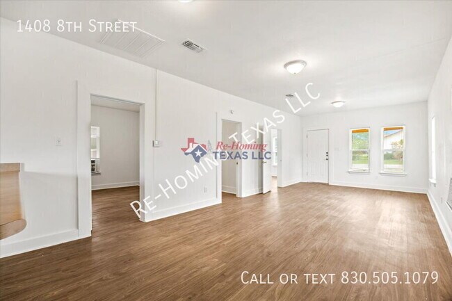 Photo - 1408 8th St