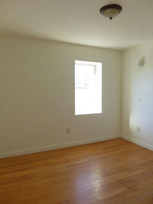 Photo - 48 Dudley St