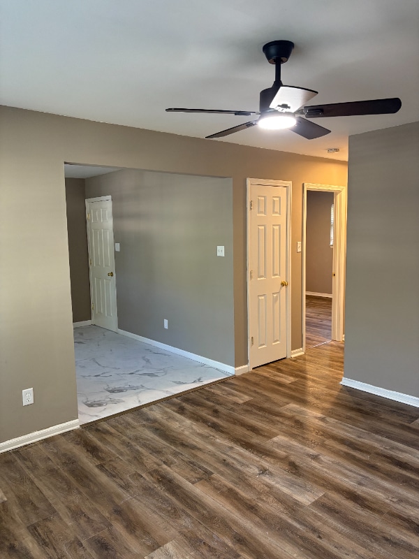 Photo - 14 Joan Dr Unidad B